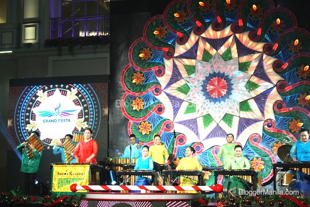 Grand Fiesta Christmas Parol