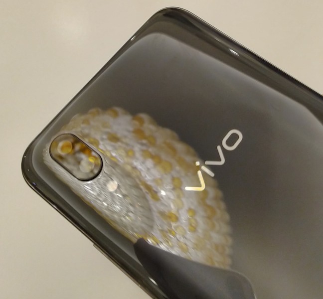 VIvo V21 Smartphone